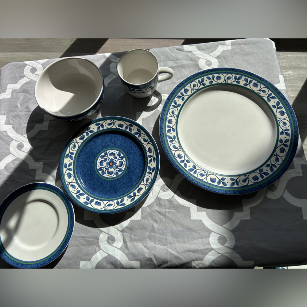 Pflatzgraff 5 Piece Dinner Set